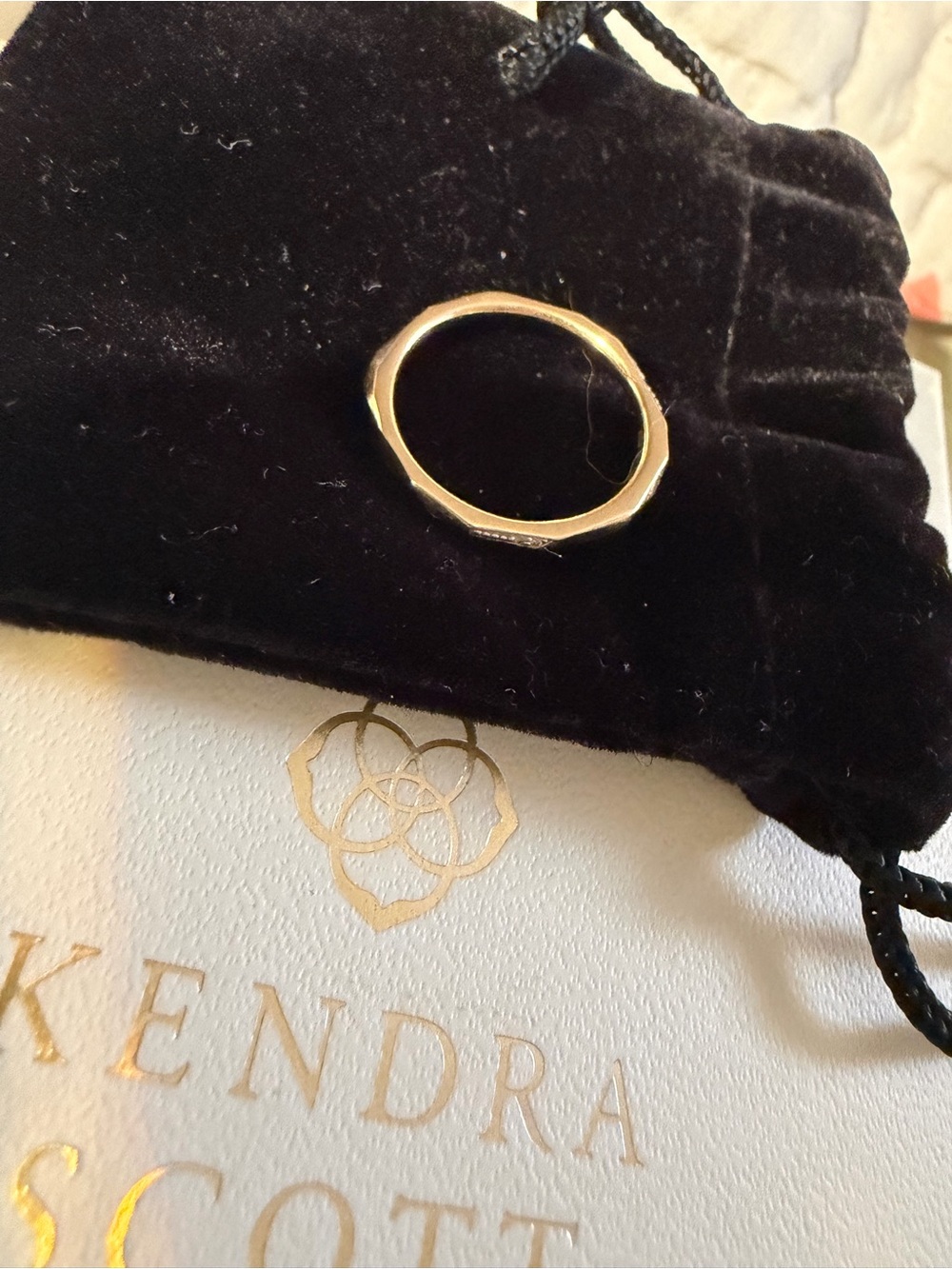 Kendra Scott 585 14k Gold Diamond band ring - Picture 9 of 13